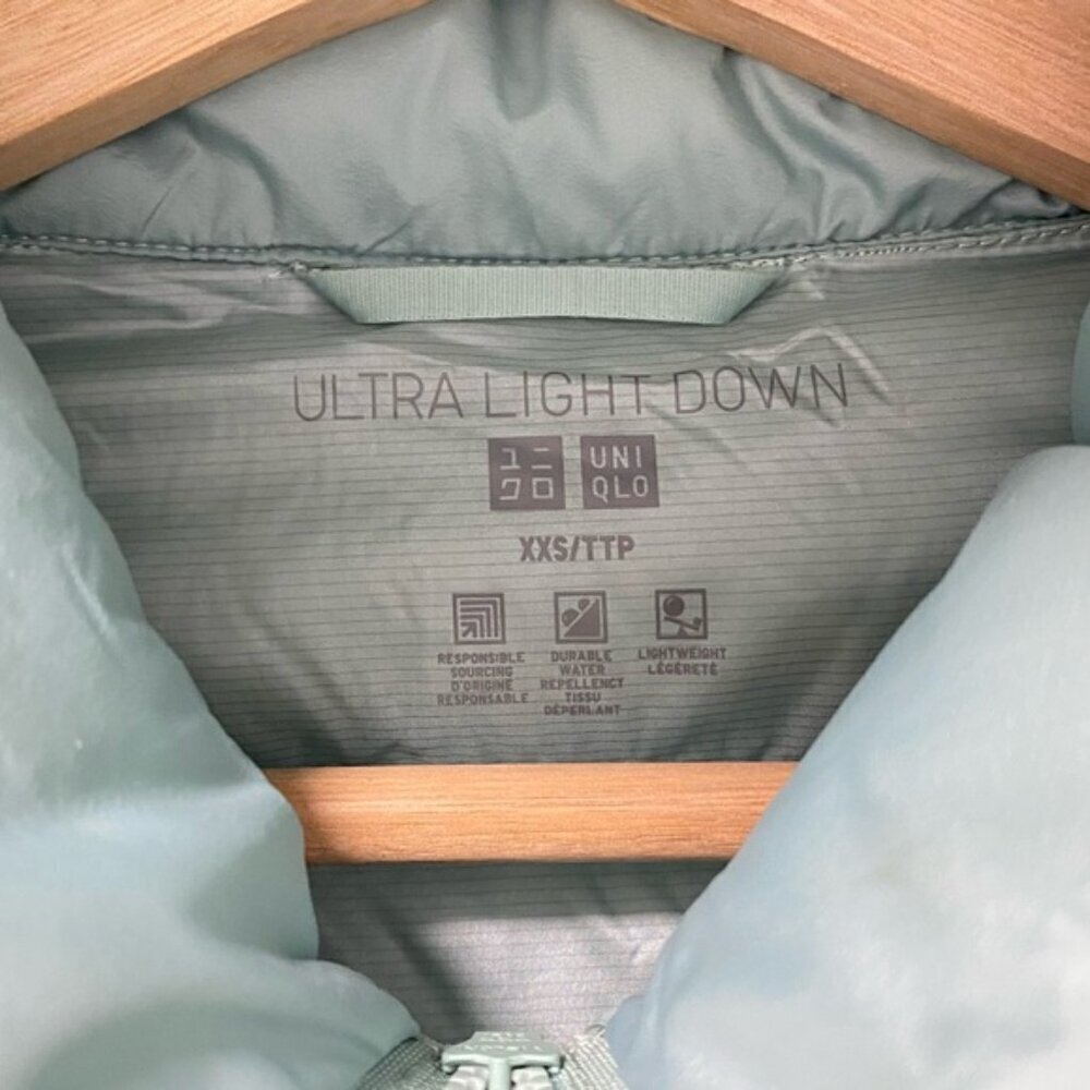 Uniqlo Ultra Light Down Jacket Light Blue Size XXS — 90% Down Fill 10% Feathers - Picture 9 of 9